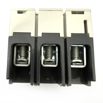 Eaton MEM GEH3032AFG Series G 32A 32 Amp - 25A 3 Pole Phase MCCB Circuit Breaker
